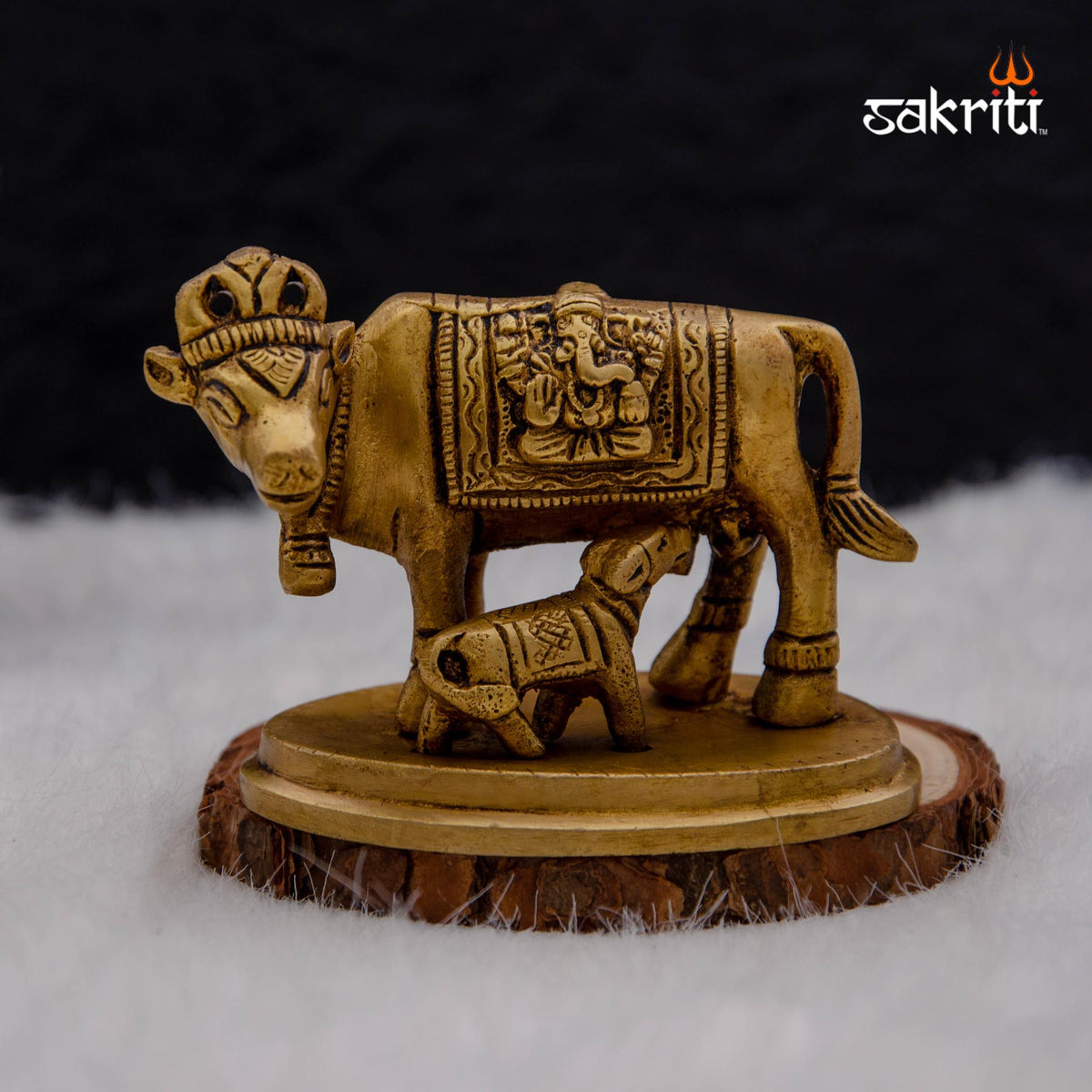 Brass Cow & Calf Statue – 2.7 Inch Height | Small Kamadhenu Idol for Pooja & Car Dashboard