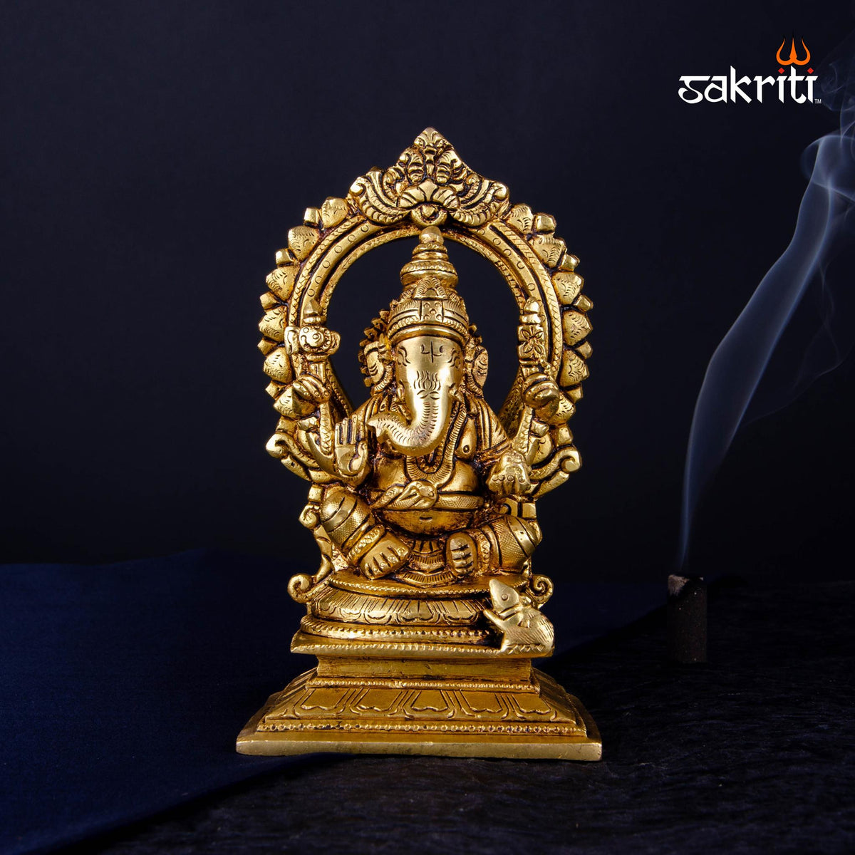 Brass Ganesha with Arch – 7 Inch Height | Lord Ganesha Brass Statue with Prabhavali Arch for Temple & Pooja