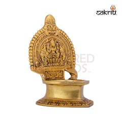 BRASS LAKSHMI AMMAN VILAKKU